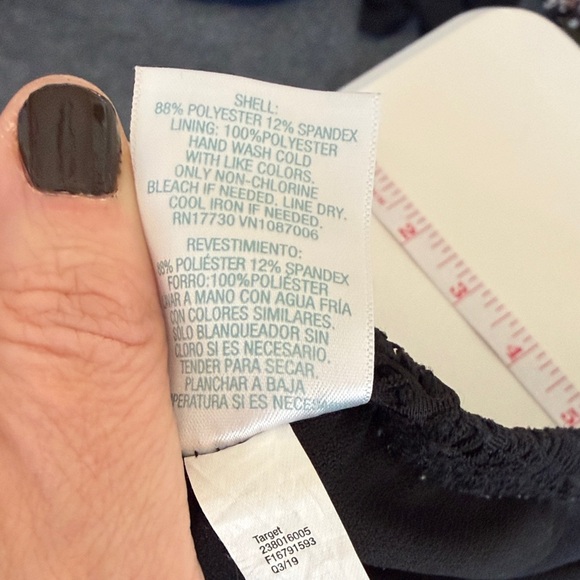 Kona Sol Black, V-Cut Crochet Bikini Top, Size L - Picture 5 of 8